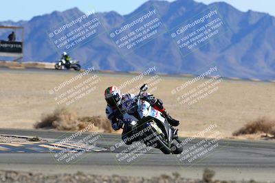 media/Jan-08-2022-SoCal Trackdays (Sat) [[1ec2777125]]/Turn 4 (1145am)/